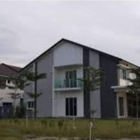 Karak Indah Homestay מראה חיצוני תמונה